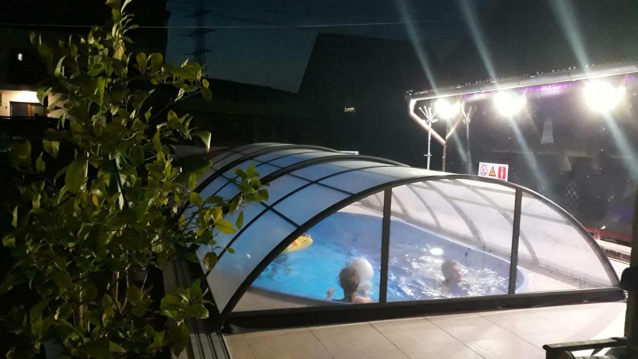 索瓦塔 Vila Eszter酒店 外观 照片